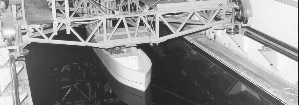 IIHR early model boat