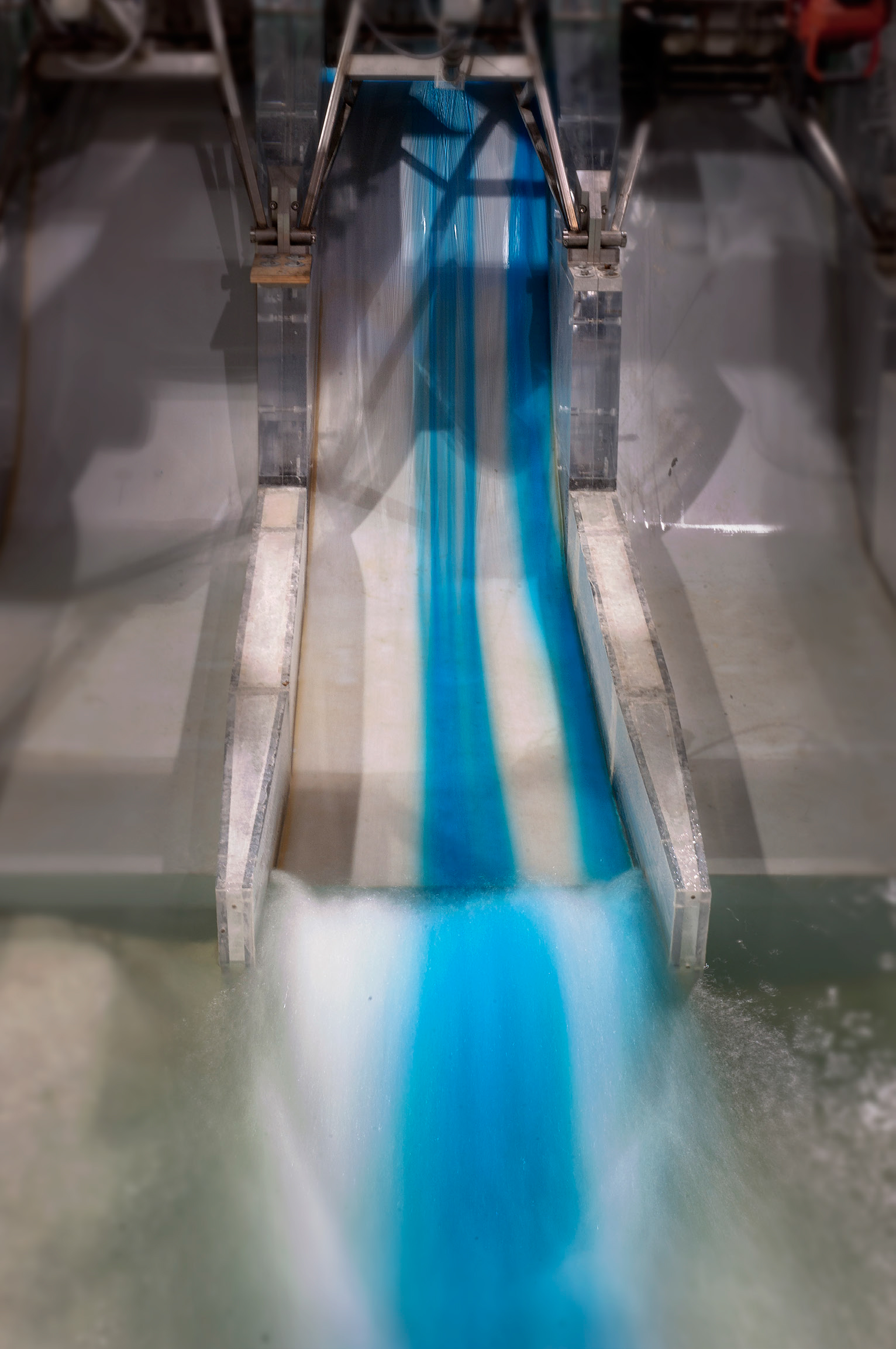 IIHR's model of Priest Rapids with dye coming down the main outlet, showing flow