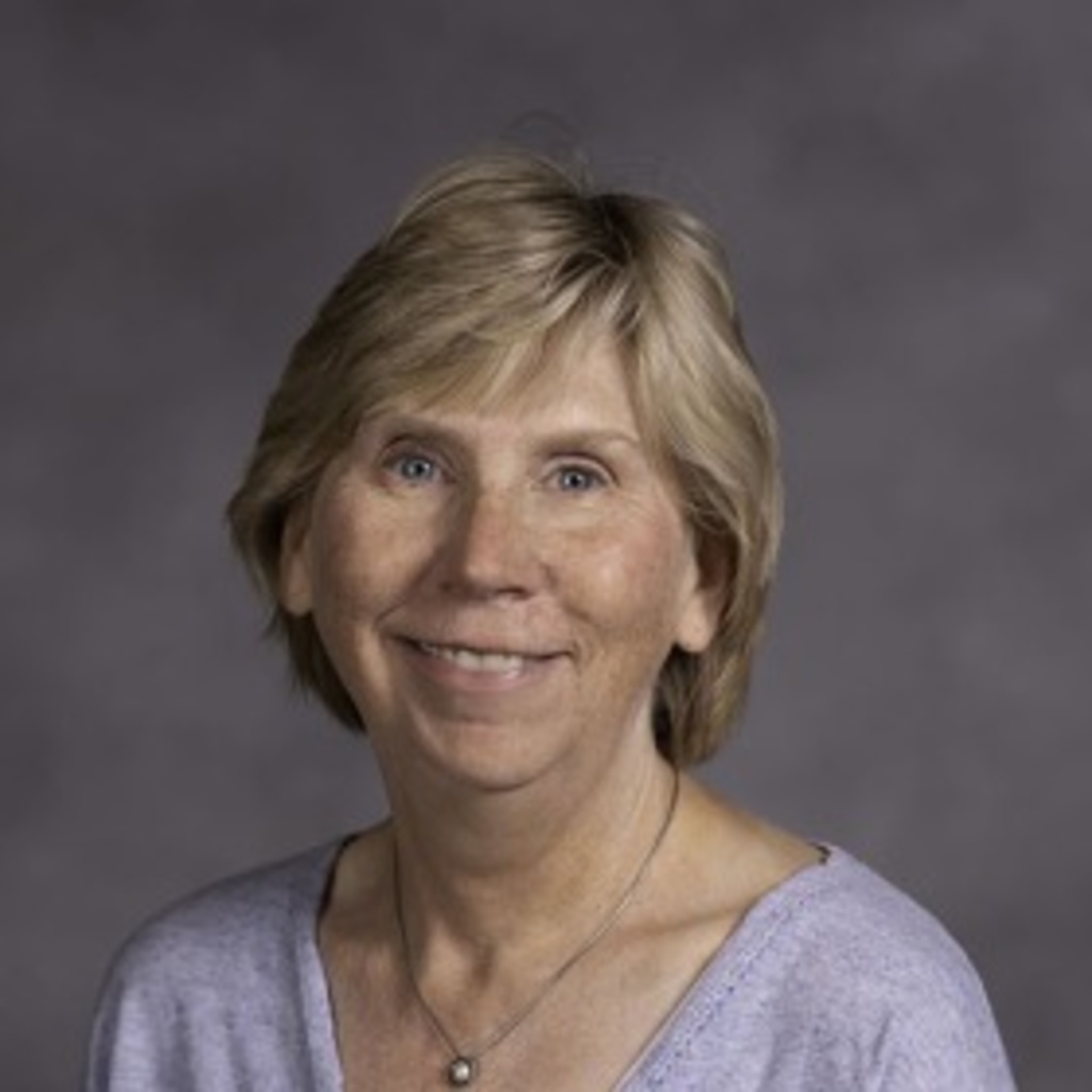 Jackie Stolze headshot