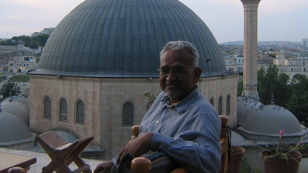 VC Patel teaching study abroad