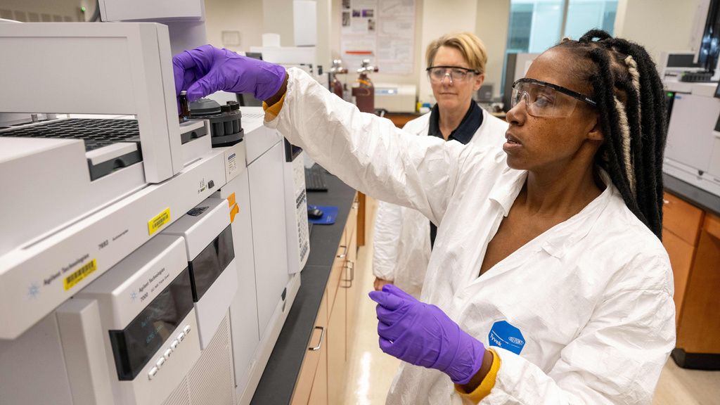 Keri Hornbuckle Research Lab